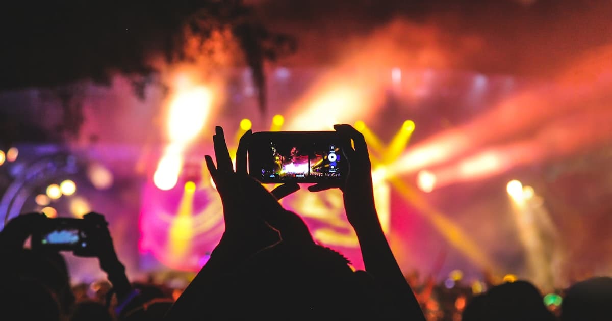 Les 10 erreurs qui tuent l'ambiance d'une soirée