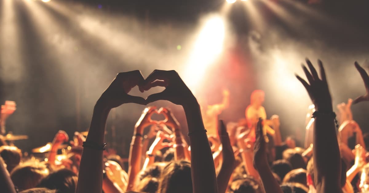Comment choisir le DJ parfait pour votre mariage